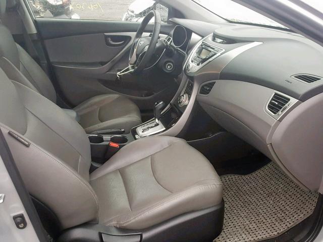 KMHDH4AEXCU268011 - 2012 HYUNDAI ELANTRA GL SILVER photo 5