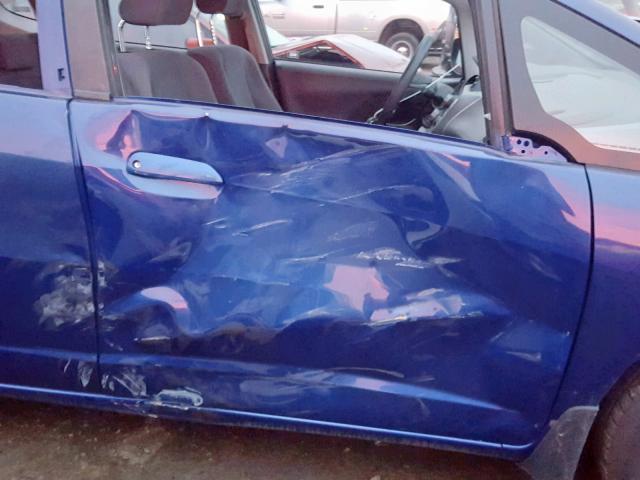 JHMGE88269S065245 - 2009 HONDA FIT BLUE photo 9