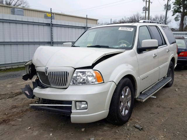 5LMFU28546LJ29854 - 2006 LINCOLN NAVIGATOR 白色 照片 2