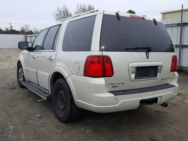 5LMFU28546LJ29854 - 2006 LINCOLN NAVIGATOR 白色 照片 3