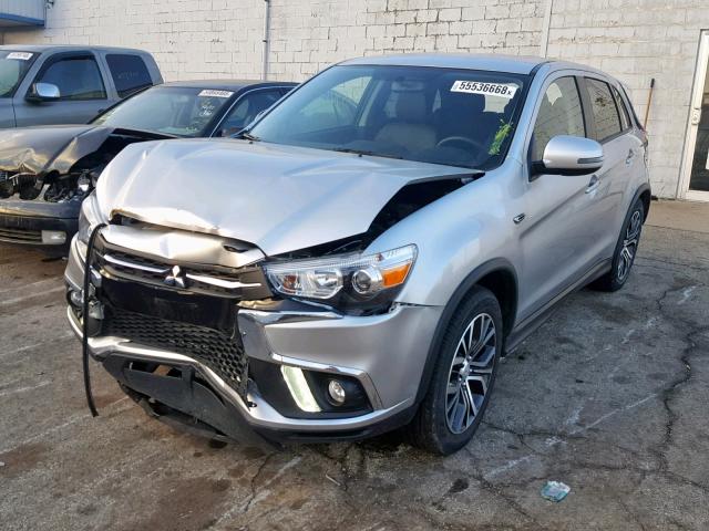 JA4AR3AW3JZ032964 - 2018 MITSUBISHI OUTLANDER SILVER photo 2