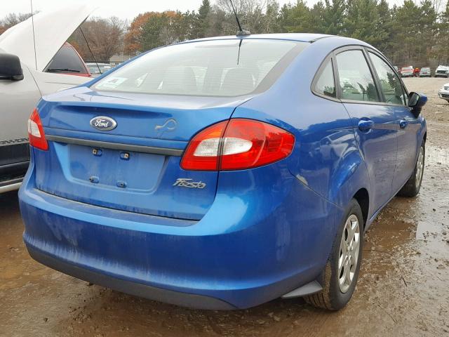 3FADP4AJ5BM103707 - 2011 FORD FIESTA S BLUE photo 4