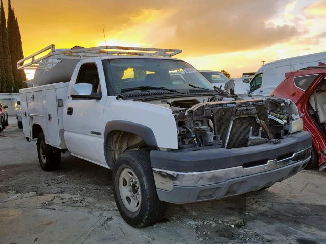 1GBHC24U15E139376 - 2005 CHEVROLET SILVERADO WHITE photo 1