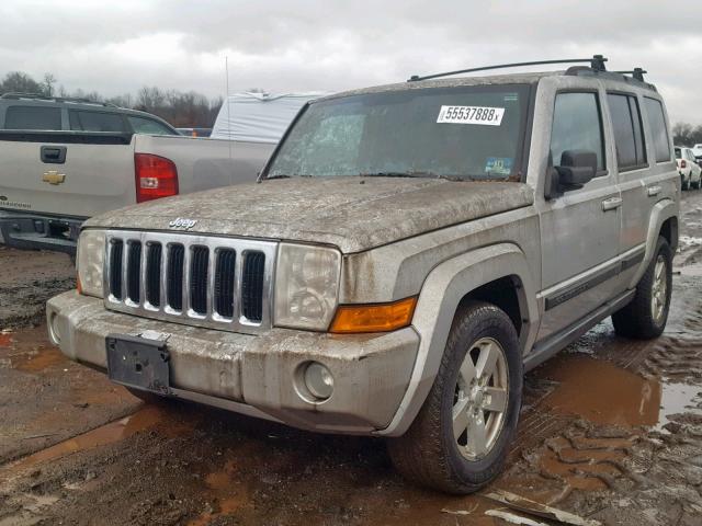 1J8HG48K27C537384 - 2007 JEEP COMMANDER GRAY photo 2