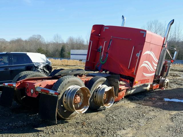 2FUPCDYB0VA705887 - 1997 FREIGHTLINER CONVENTION RED photo 4