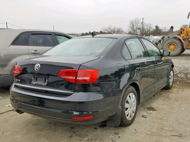 3VW2K7AJ1FM338075 - 2015 VOLKSWAGEN JETTA BASE Սև լուսանկար 4