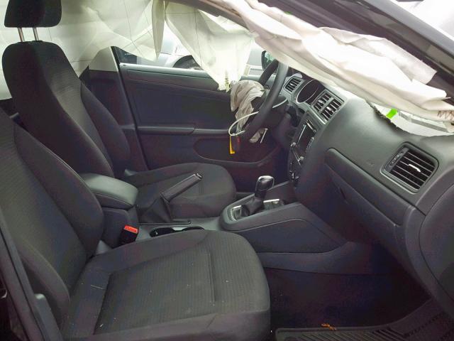 3VW2K7AJ1FM338075 - 2015 VOLKSWAGEN JETTA BASE Սև լուսանկար 5