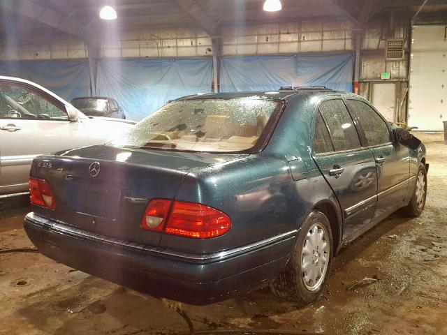 WDBJF65H5XA802311 - 1999 MERCEDES-BENZ E 320 GREEN photo 4