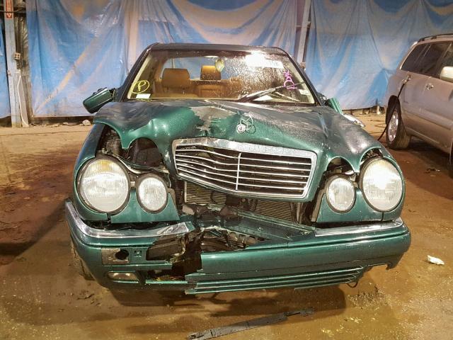 WDBJF65H5XA802311 - 1999 MERCEDES-BENZ E 320 GREEN photo 9