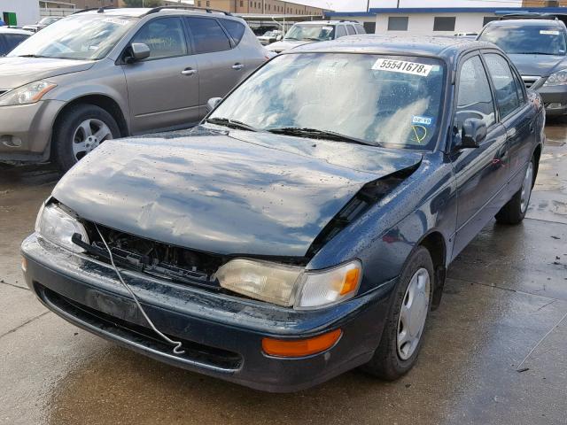 1NXBB02E1VZ529710 - 1997 TOYOTA COROLLA DX GREEN photo 2