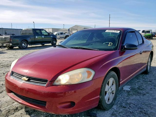 2G1WM15K369206869 - 2006 CHEVROLET MONTE CARL RED photo 2