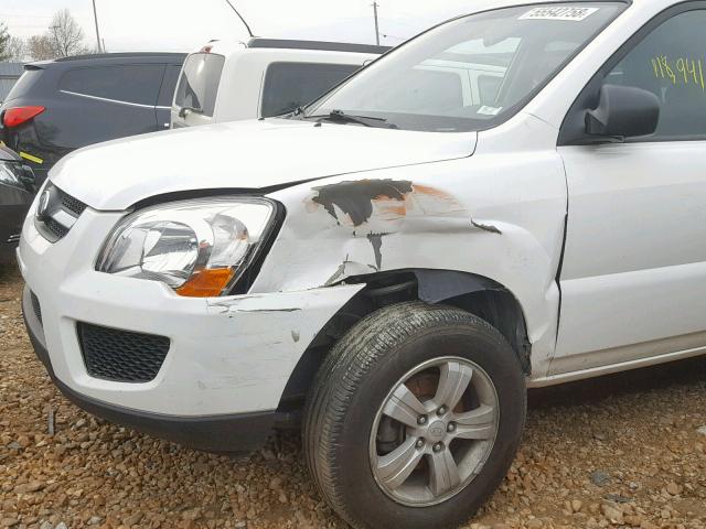 KNDJF724397582451 - 2009 KIA SPORTAGE L WHITE photo 9