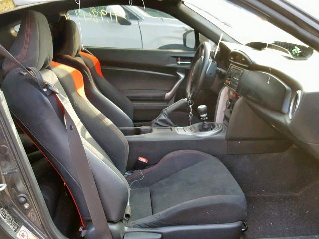 JF1ZNAA18D1720304 - 2013 TOYOTA SCION FR-S GRAY photo 5