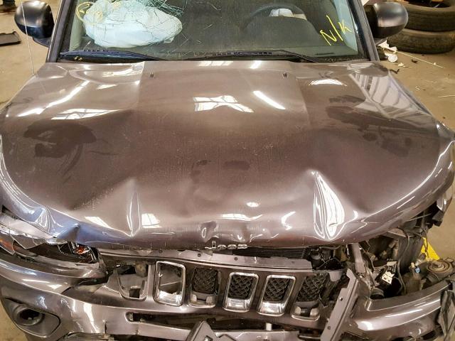1C4NJDBB2ED788952 - 2014 JEEP COMPASS SP ნაცრისფერი ფოტო 7