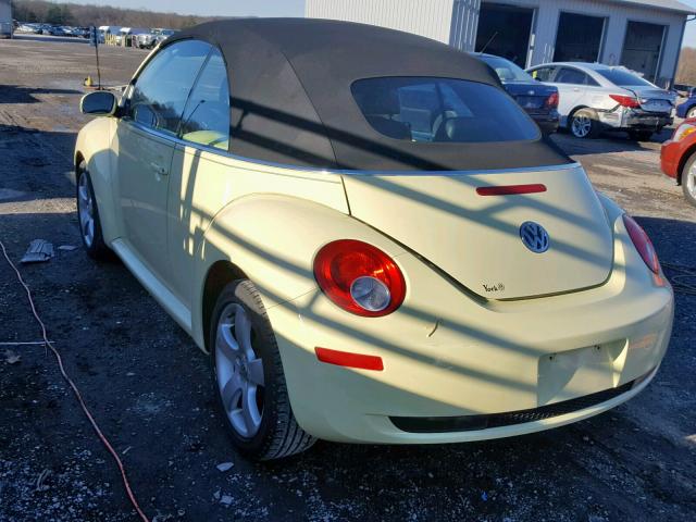 3VWSF31Y16M310187 - 2006 VOLKSWAGEN NEW BEETLE YELLOW photo 3