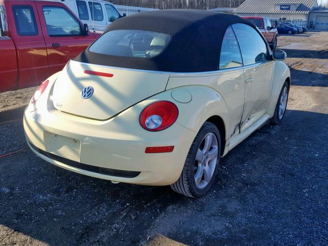 3VWSF31Y16M310187 - 2006 VOLKSWAGEN NEW BEETLE YELLOW photo 4