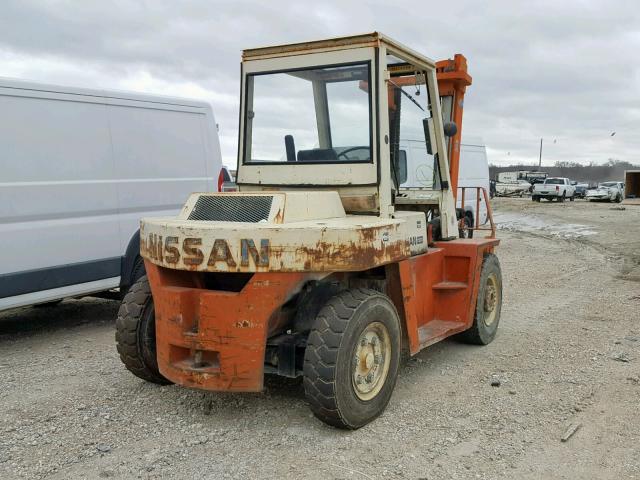 UF05000139 - 1986 NISSAN FORK LIFT TWO TONE photo 4