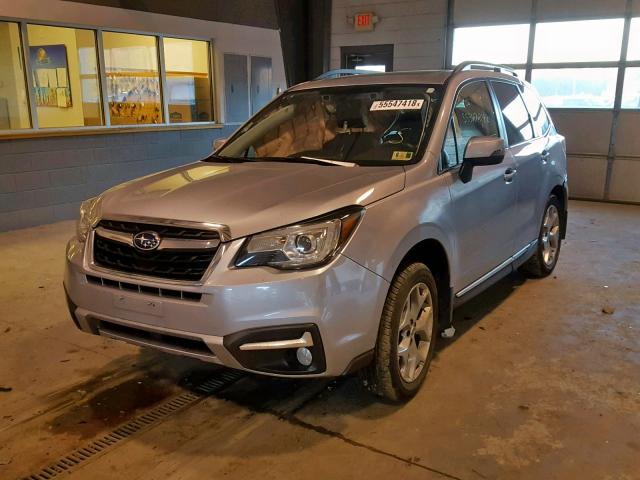 JF2SJAWC0JH403672 - 2018 SUBARU FORESTER 2 SILVER photo 2