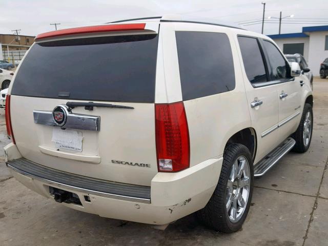 1GYEC63878R174540 - 2008 CADILLAC ESCALADE L WHITE photo 4