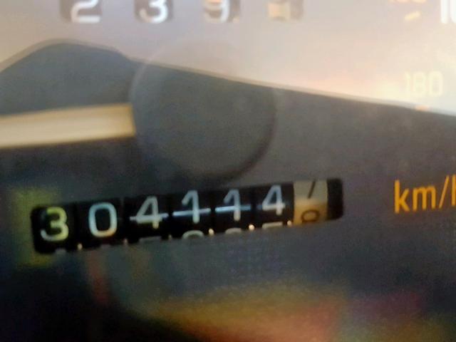 1G2WK52J82F133147 - 2002 PONTIAC GRAND PRIX SILVER photo 8