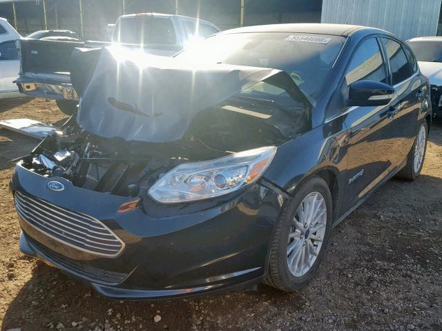 1FAHP3R47CL458374 - 2012 FORD FOCUS BEV BLACK photo 2