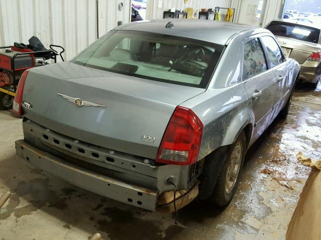 2C3KA53G26H352212 - 2006 CHRYSLER 300 TOURIN SILVER photo 4