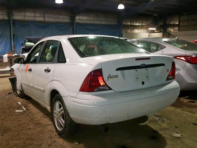 1FAFP34P23W144249 - 2003 FORD FOCUS SE WHITE photo 3