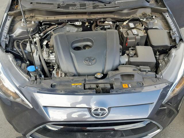 3MYDLBZV9GY132677 - 2016 TOYOTA SCION IA GRAY photo 7