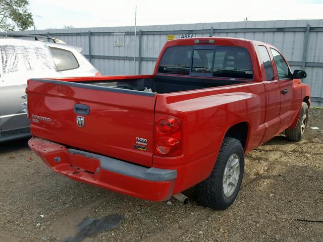 1D7HE42P97S107560 - 2007 DODGE DAKOTA SLT RED photo 4