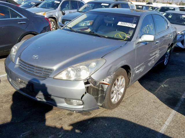 JTHBF30G020031479 - 2002 LEXUS ES 300 SILVER photo 2