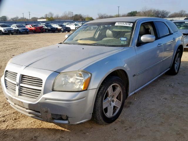 2D4FV47V76H126142 - 2006 DODGE MAGNUM SXT SILVER photo 2