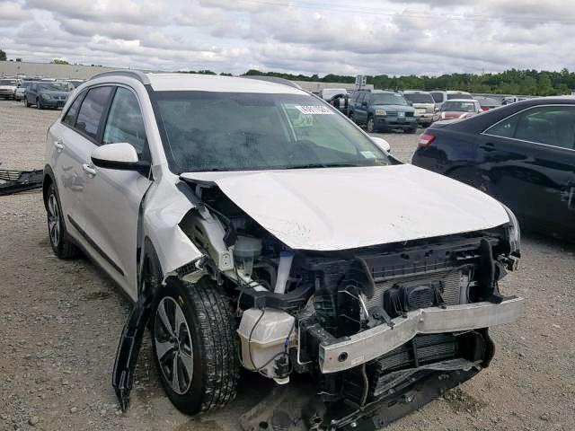 KNDCB3LC6H5076948 - 2017 KIA NIRO FE WHITE photo 1