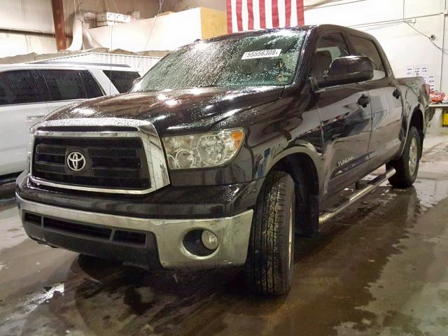 5TFEM5F12BX025919 - 2011 TOYOTA TUNDRA CRE BLACK photo 2