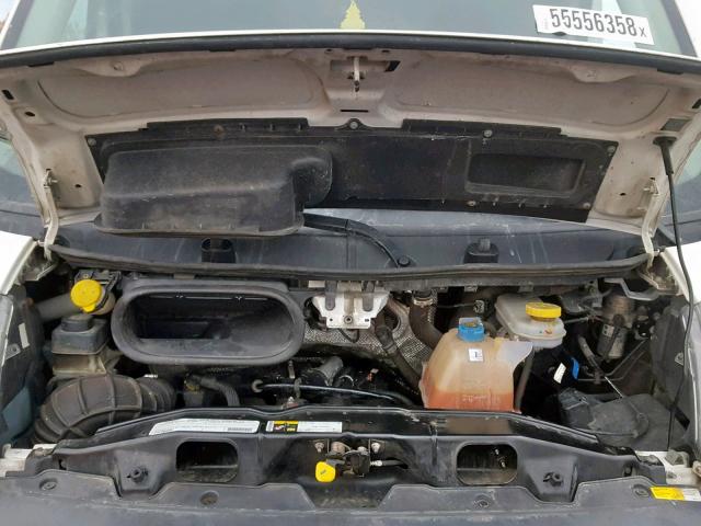 3C6TRVNG9HE523128 - 2017 RAM PROMASTER 白色 照片 7