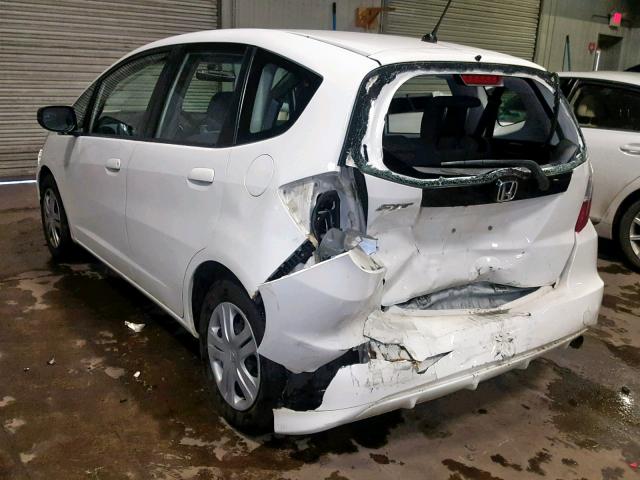 JHMGE8H30BS005864 - 2011 HONDA FIT WHITE photo 3