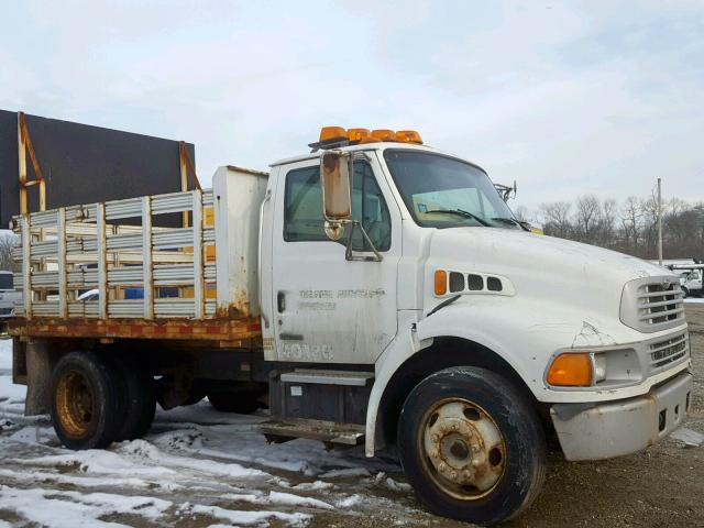 2FZAAHAK52AK61778 - 2002 STERLING TRUCK M 6500 WHITE photo 1