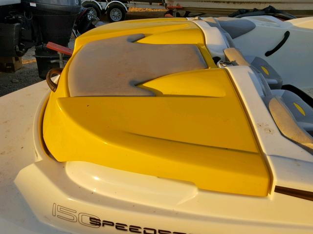 CEC12530A909 - 2009 SEAD BOAT YELLOW photo 7