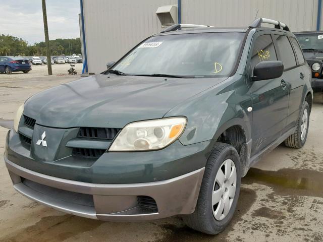 JA4LX31F86U001759 - 2006 MITSUBISHI OUTLANDER GREEN photo 2