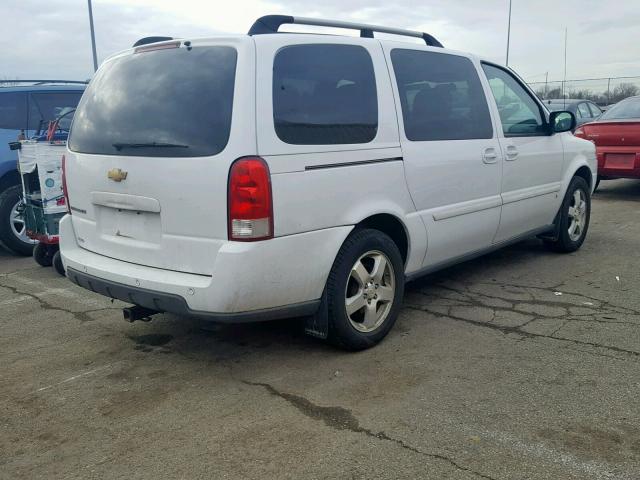 1GNDV33178D135111 - 2008 CHEVROLET UPLANDER L WHITE photo 4