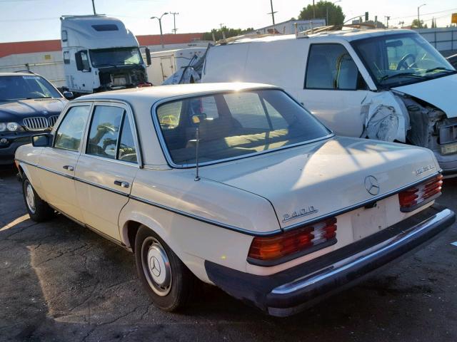 00012312312153753 - 1980 MERCEDES-BENZ 240 D CREAM photo 3