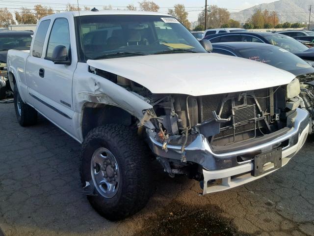 1GTGK29U43Z316964 - 2003 GMC NEW SIERRA WHITE photo 1