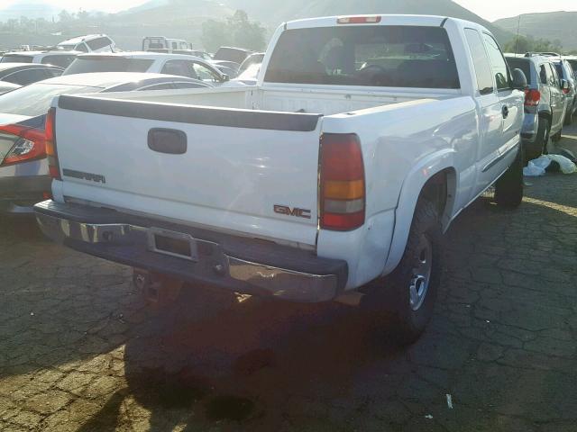 1GTGK29U43Z316964 - 2003 GMC NEW SIERRA WHITE photo 4