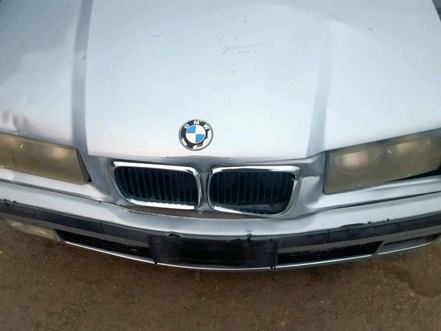 WBACD4323WAV58561 - 1998 BMW 328 I AUTO SILVER photo 7