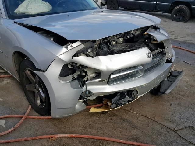 2B3CA3CVXAH181111 - 2010 DODGE CHARGER SX SILVER photo 9