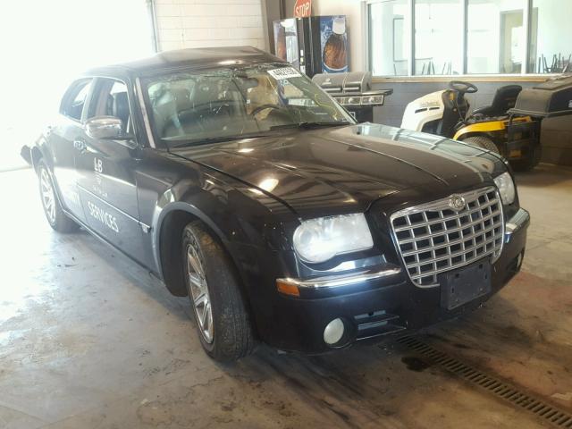 2C3JA63H85H632810 - 2005 CHRYSLER 300C BLACK photo 1