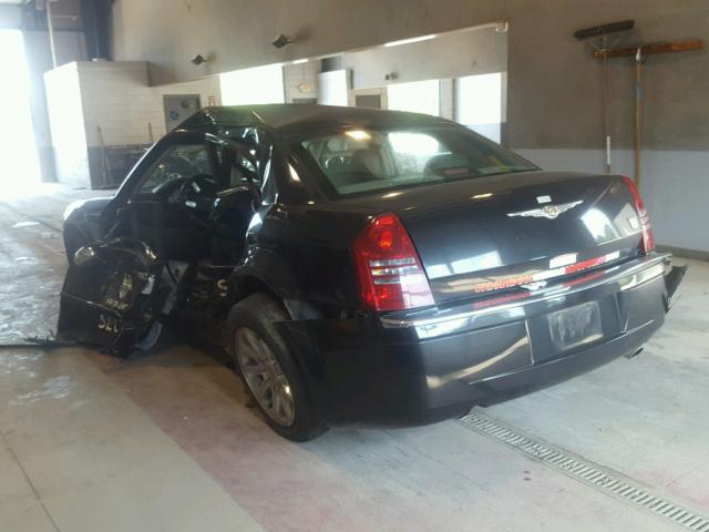 2C3JA63H85H632810 - 2005 CHRYSLER 300C BLACK photo 3