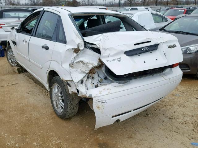 1FAFP34N17W302312 - 2007 FORD FOCUS ZX4 WHITE photo 3