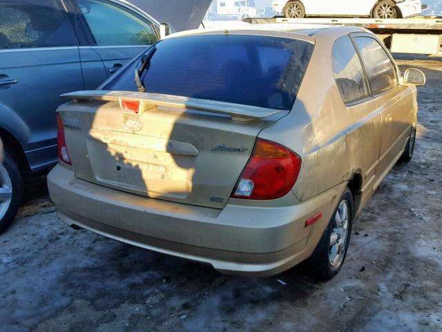 KMHCG35C94U294151 - 2004 HYUNDAI ACCENT GL GOLD photo 4