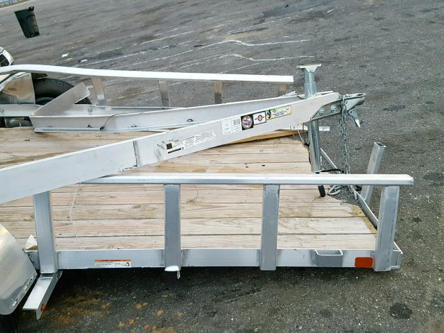 4YMBU1010JT048669 - 2018 UTILITY TRAILER SILVER photo 5