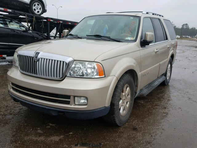 5LMFU28505LJ11382 - 2005 LINCOLN NAVIGATOR Қоңыр фото 2
